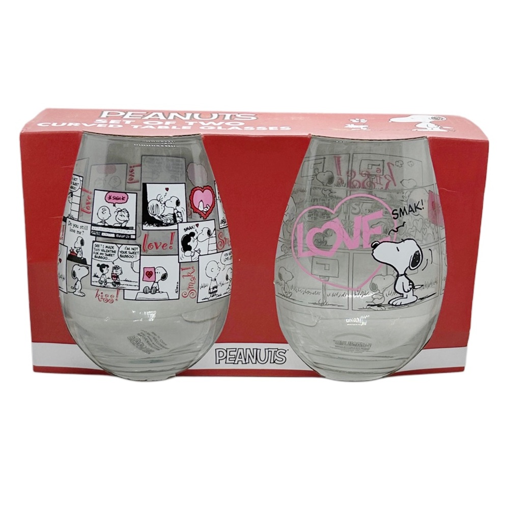 Snoopy Peanuts Set Of 2 Curved Drinking Glasses